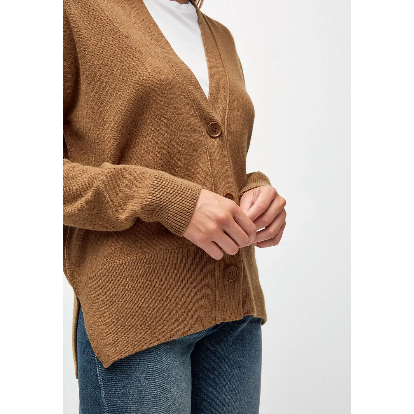 ARMEDANGELS Strickjacke "OLENKAA" dark caramel
